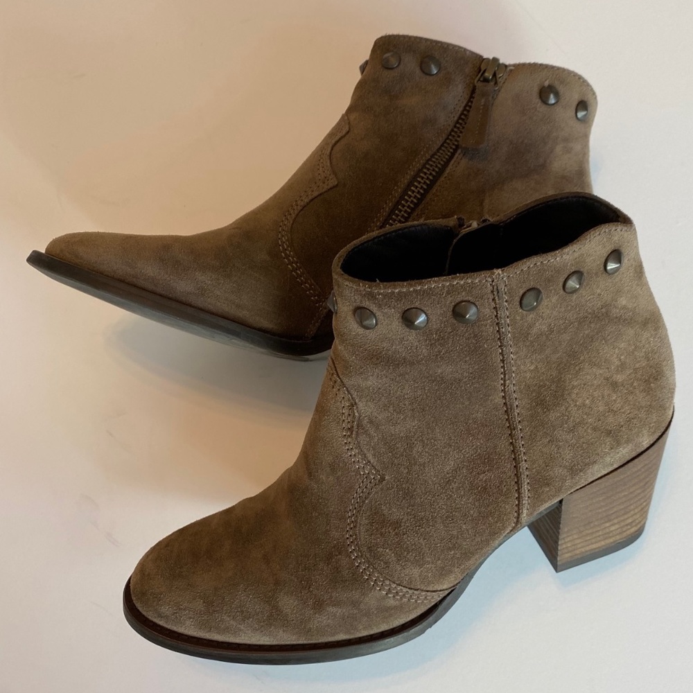 PAUL GREEN suede booties, 7 1/2